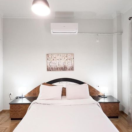 Cozy Cityscape Apartment In Athen Eksteriør bilde