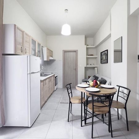 Cozy Cityscape Apartment In Athen Eksteriør bilde